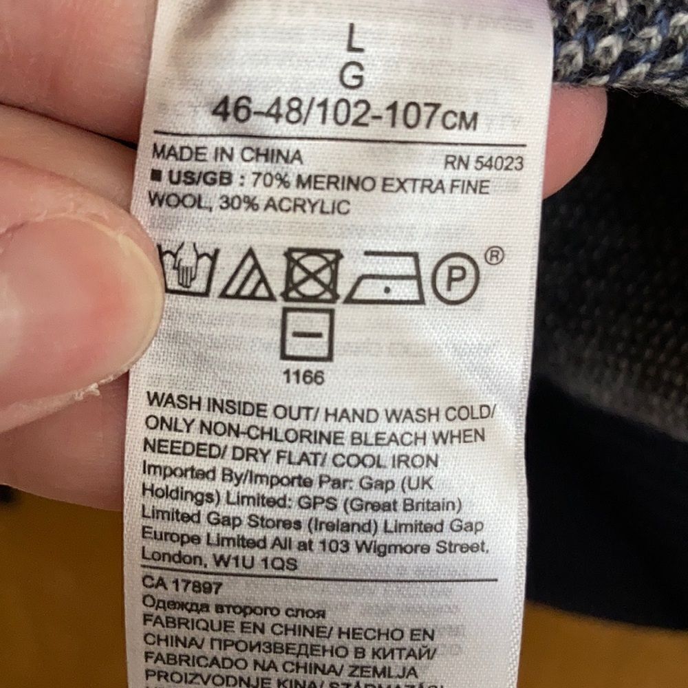 Banana Republic Elephant Crew Neck Sweater - Picture 6 of 7